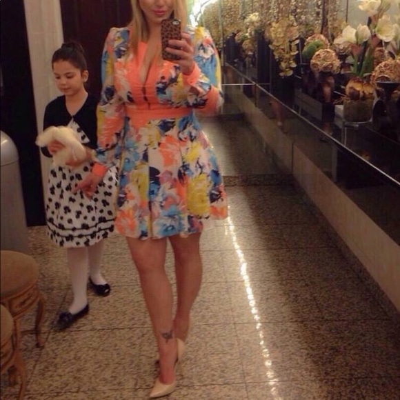 Bebe - Picture 2 of 2